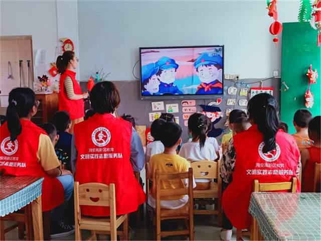 强大的狮子拼图